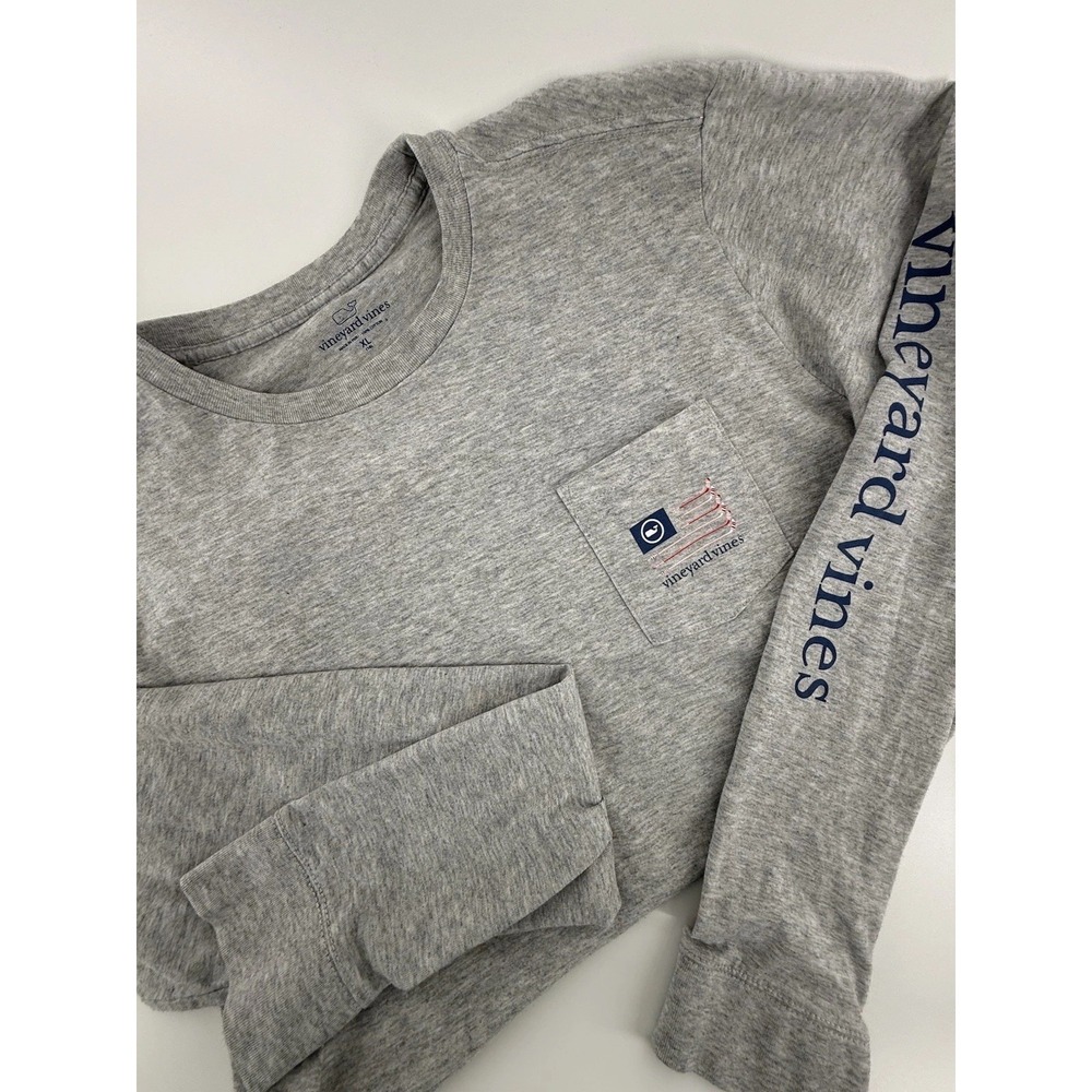 Vineyard Vines Gray Heather Hockey Flag Graphic Long‎ Sleeve Pocket Size L
